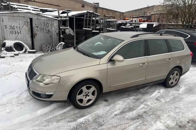 Volkswagen Passat B6 wagon 5-doors