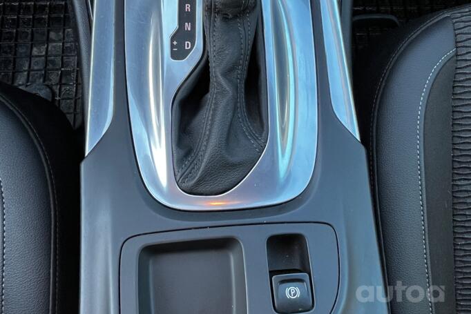 Opel Insignia A [restyling] Sports Tourer wagon 5-doors