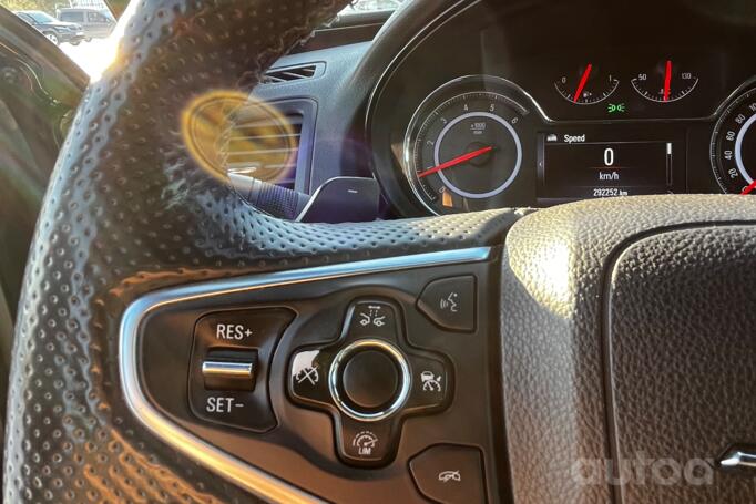 Opel Insignia A [restyling] Sports Tourer wagon 5-doors