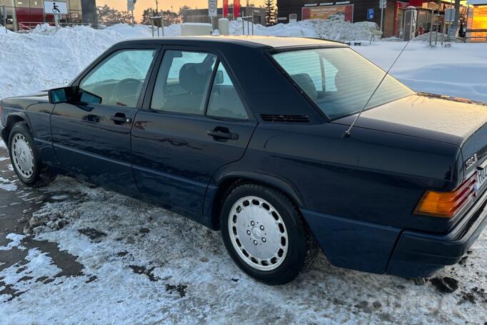 Mercedes-Benz 190 (W201) 1 generation
