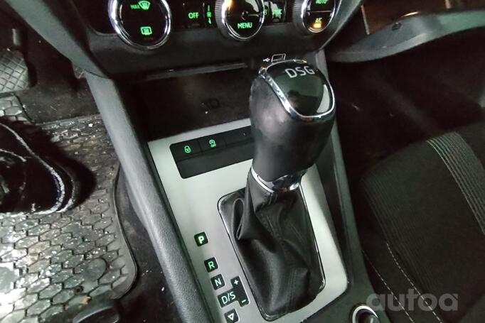 Skoda Octavia 3 generation [restyling] Combi wagon 5-doors