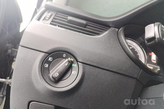 Skoda Octavia 3 generation [restyling] Combi wagon 5-doors