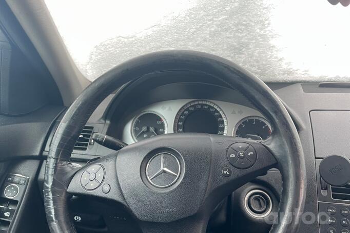 Mercedes-Benz C-Class W204/S204 Sedan 4-doors