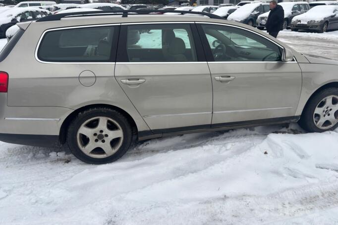 Volkswagen Passat B6 wagon 5-doors