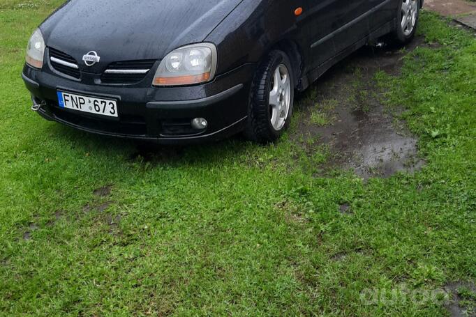 Nissan Almera Tino 1 generation [restyling]