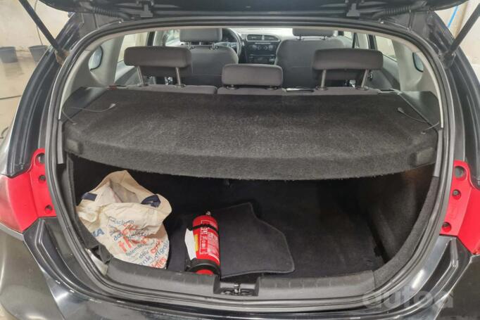 SEAT Leon 2 generation [restyling] Hatchback 5-doors