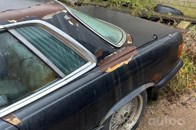 Mercedes-Benz S-Class W126 Coupe