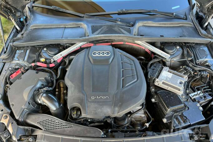 Audi A4 B9 Avant wagon 5-doors