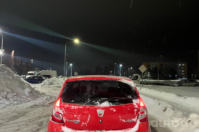Dacia Sandero 1 generation Hatchback