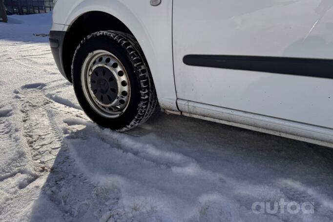 Mercedes-Benz Vito W639 Minivan 4-doors