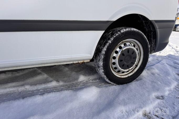 Mercedes-Benz Vito W639 Minivan 4-doors