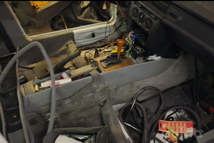 Mercedes-Benz 190 (W201) 1 generation