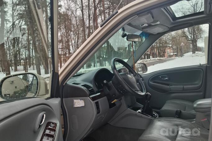 Suzuki Grand Vitara 2 generation Crossover 5-doors