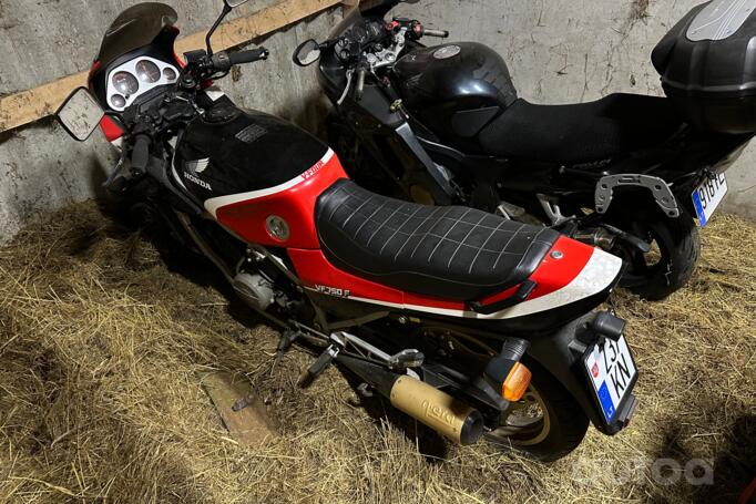 Honda VF