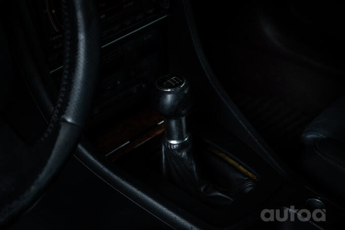 Audi A4 B7 Avant wagon 5-doors