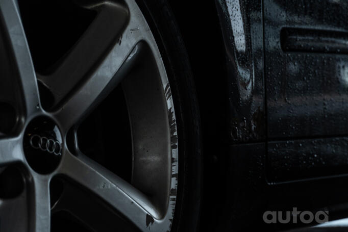 Audi A4 B7 Avant wagon 5-doors