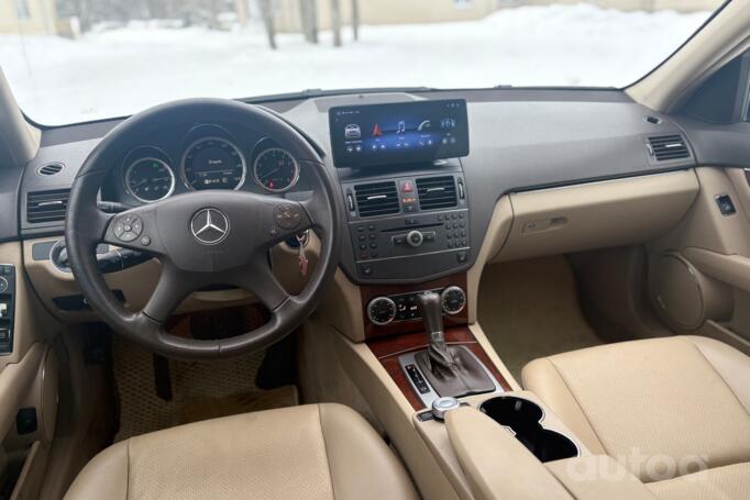 Mercedes-Benz C-Class W204/S204 Sedan