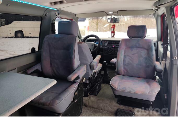Volkswagen Multivan T4 Minivan