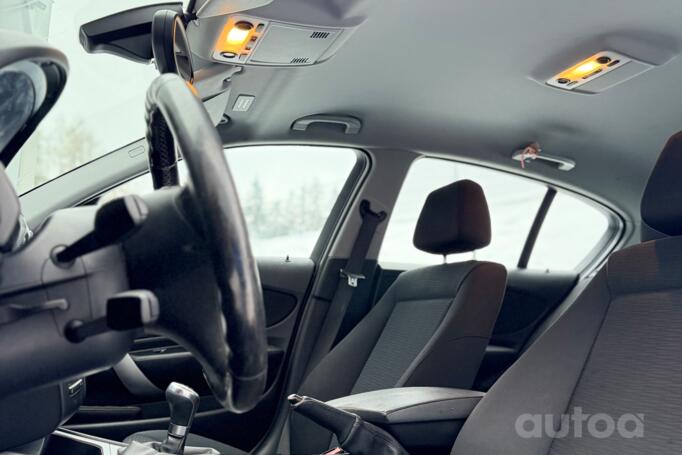 BMW 1 Series E81/E82/E87/E88 [restyling] Hatchback 5-doors