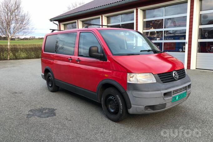Volkswagen Transporter T5 Minivan 4-doors