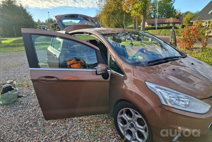 Ford B-MAX 1 generation