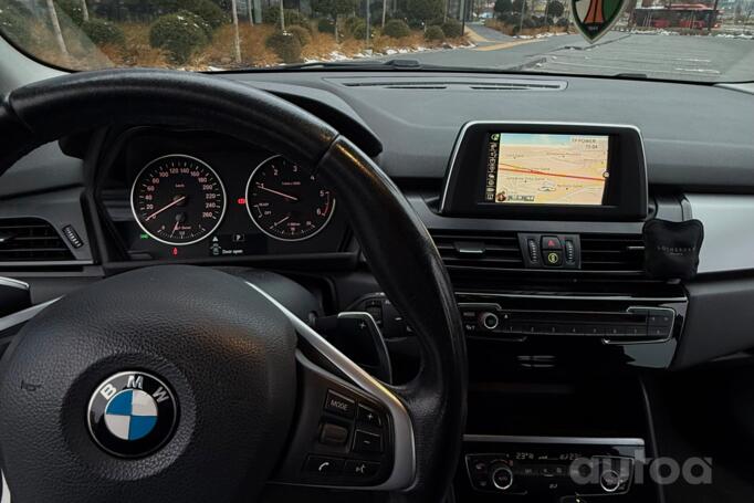 BMW 2 Series Active Tourer F45 Minivan