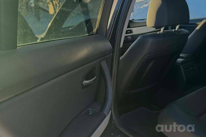 BMW 3 Series E90/E91/E92/E93 [restyling] Sedan