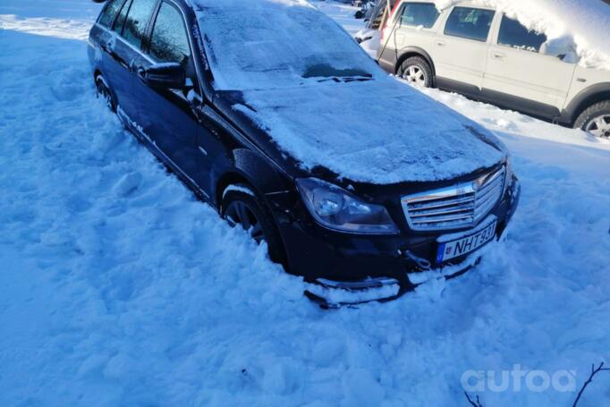 Mercedes-Benz C-Class W204/S204 wagon 5-doors
