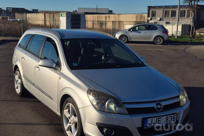 Opel Astra H Hatchback