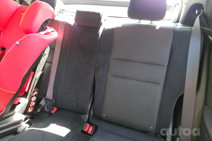 Honda Civic 8 generation [restyling] Type-S hatchback 3-doors