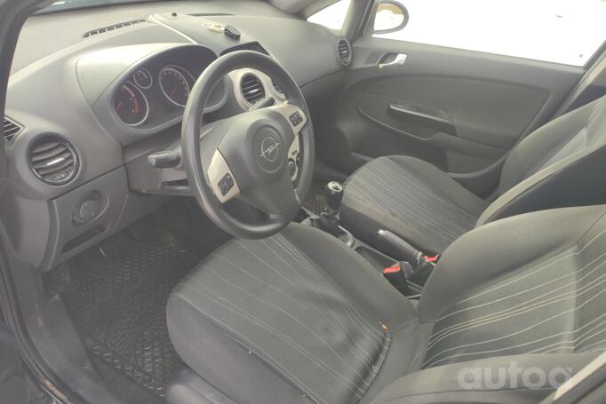 Opel Astra H [restyling]