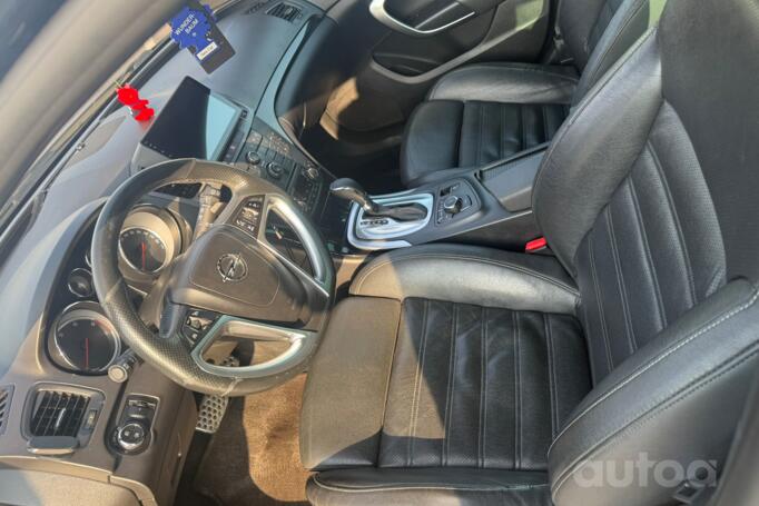 Opel Insignia A [restyling] Sports Tourer wagon 5-doors