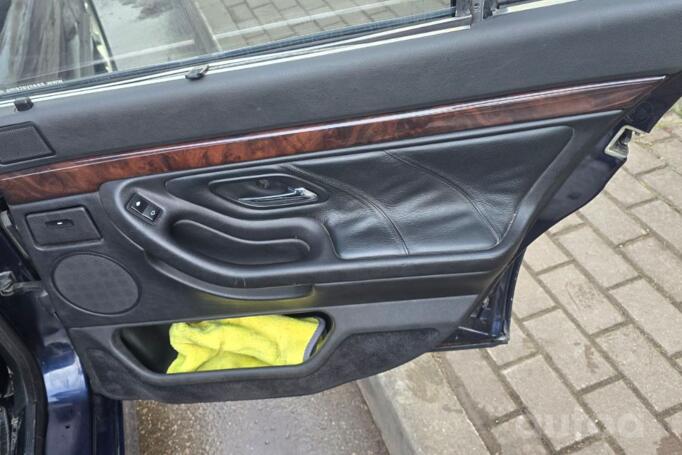 BMW 7 Series E38 Sedan