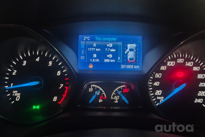 Ford Focus 3 generation wagon 5-doors