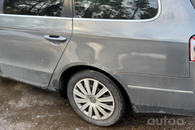 Volkswagen Passat B6 wagon 5-doors