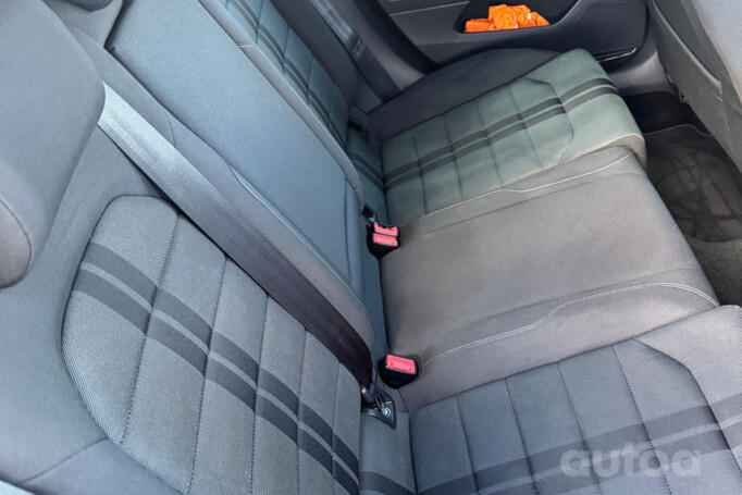 Volkswagen Golf 7 generation Variant wagon 5-doors