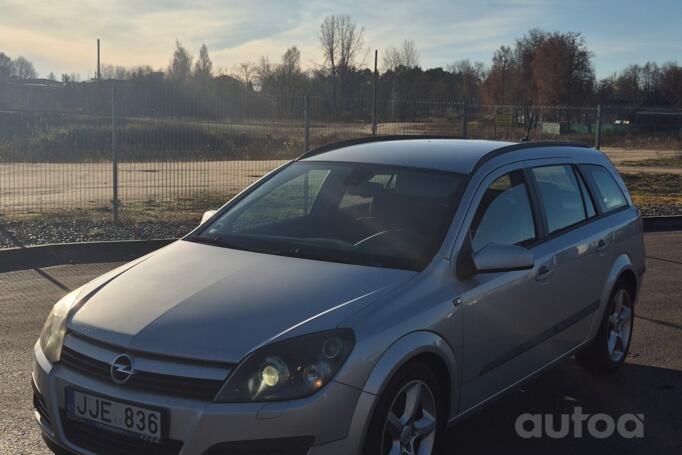 Opel Astra H Hatchback