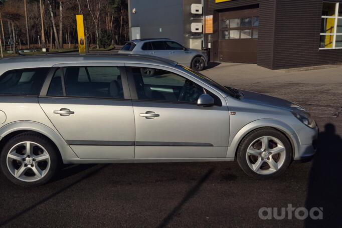 Opel Astra H Hatchback