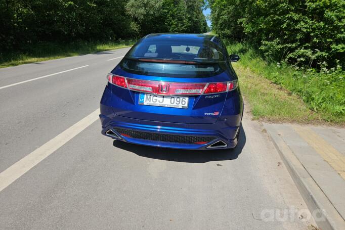 Honda Civic 8 generation [restyling] Type-S hatchback 3-doors