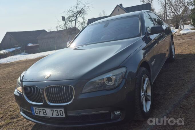 BMW 7 Series F01/F02 Sedan