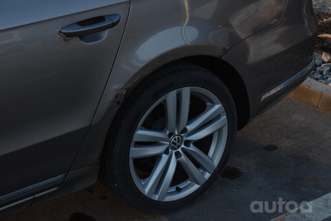 Volkswagen Passat B7 Variant wagon 5-doors