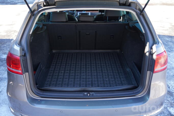 Volkswagen Passat B7 Variant wagon 5-doors