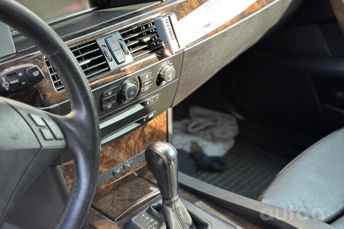 BMW 5 Series E60/E61 Touring wagon