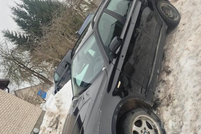 BMW X3 E83 Crossover