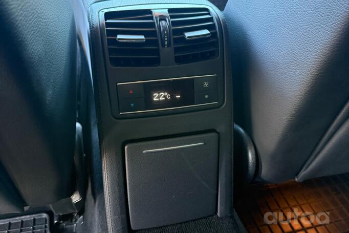 Mercedes-Benz CLS-Class C218/X218 Shooting Brake wagon 5-doors