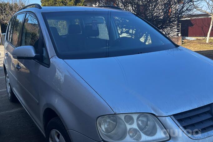 Volkswagen Touran 1 generation Minivan