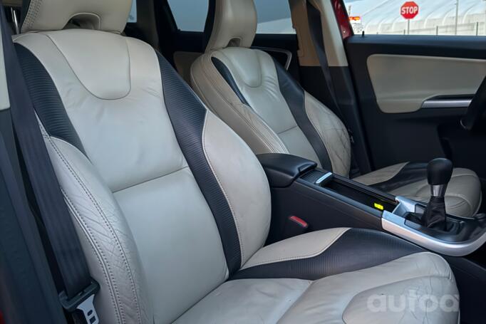 Volvo XC60 1 generation Crossover