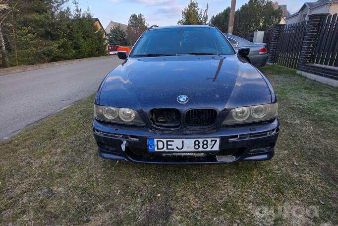 BMW 5 Series E39 Touring wagon