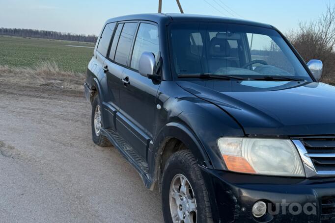 Mitsubishi Pajero 3 generation [restyling] SUV 5-doors