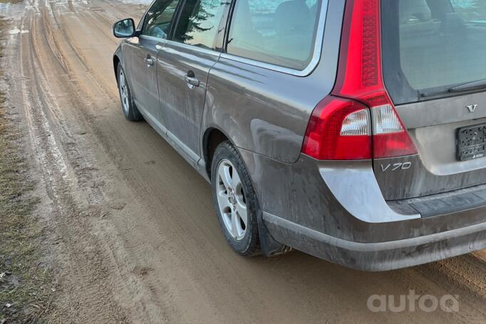 Volvo V70 3 generation wagon